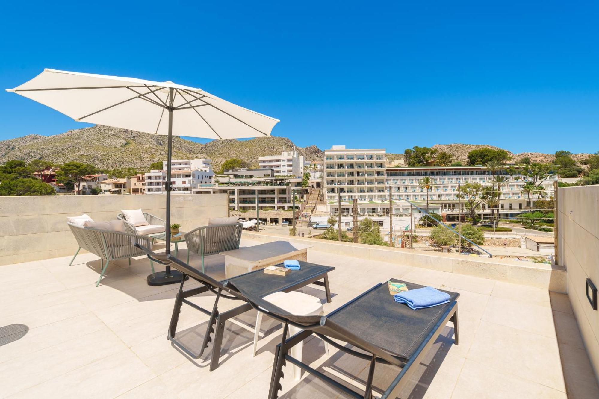 Mirador Blue I Cala Sant Vicenc Apartment *